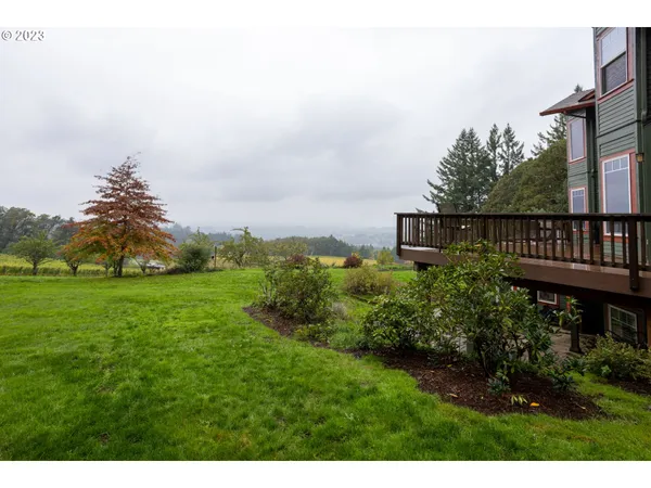$5,750,000 | 7820 Southeast Amity Road, Amity, OR 97101