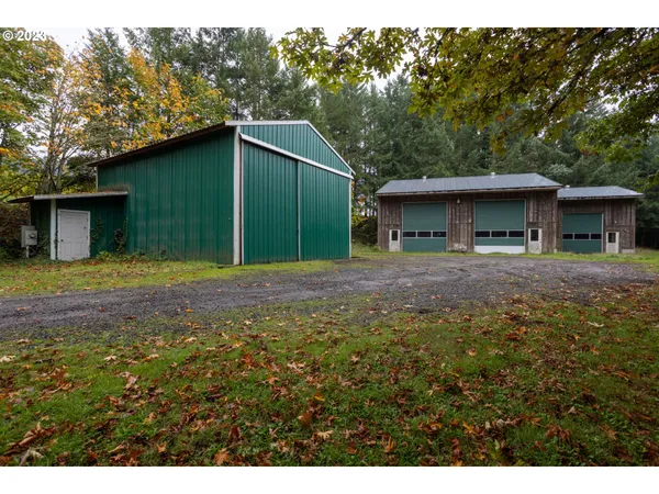 $5,750,000 | 7820 Southeast Amity Road, Amity, OR 97101