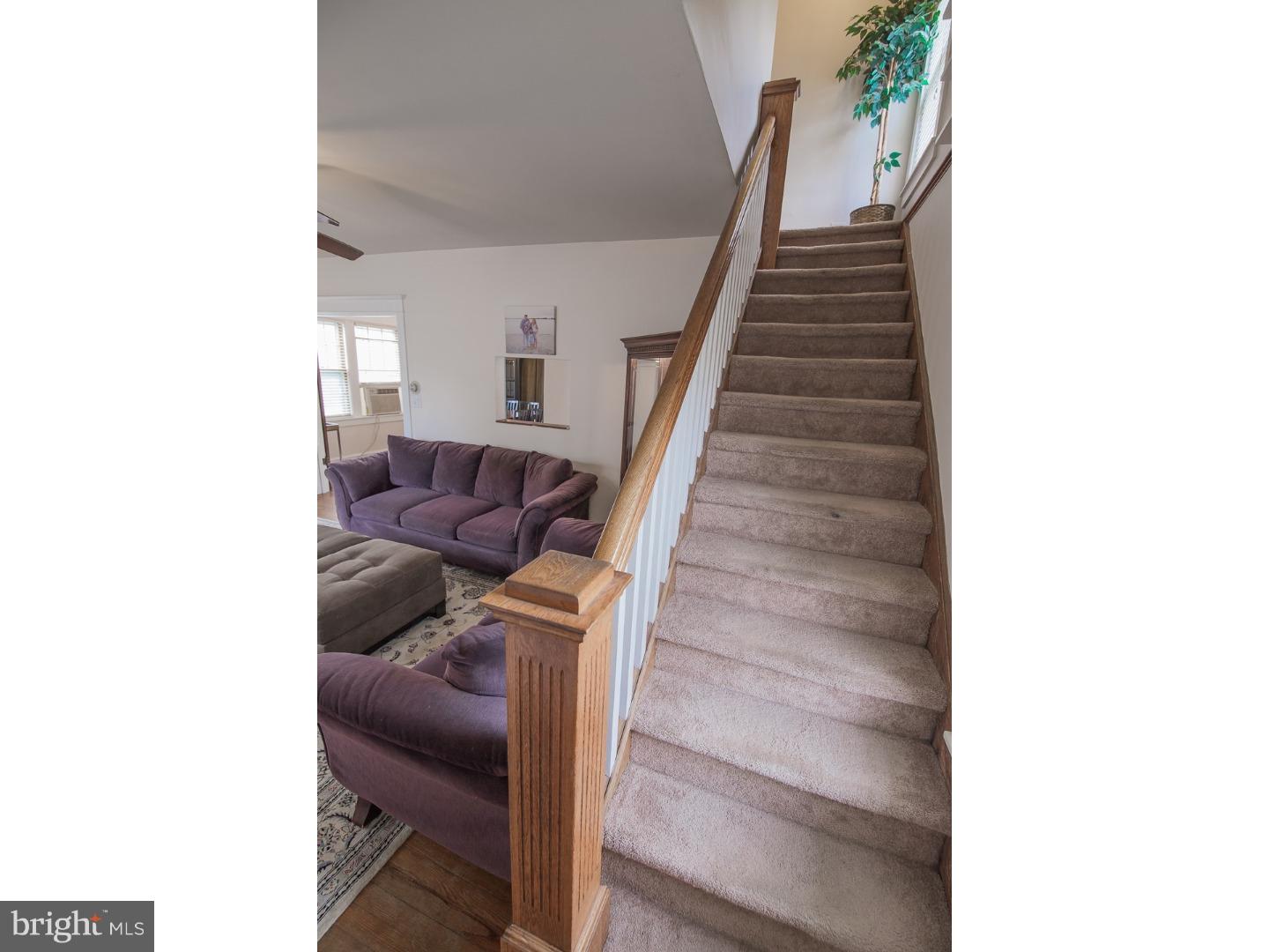 104 Silverside Road Wilmington, DE 19809 - Photo 12 of 25 Foyer