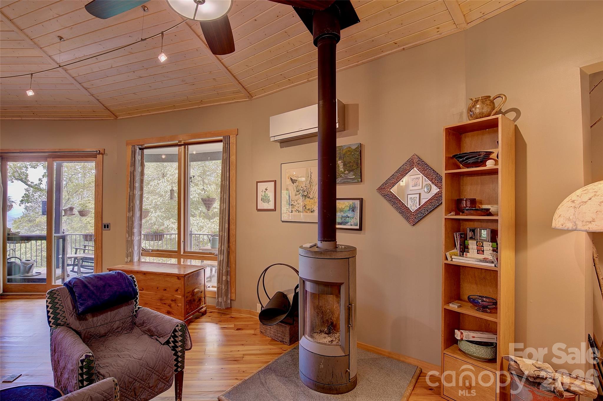 1024 Arrowhead Ridge Road Spruce Pine, NC 28777 - Photo 18 of 48