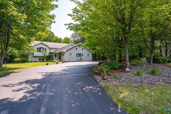 $649,900 | 4978 Maribe Drive, Hermantown, MN 55811