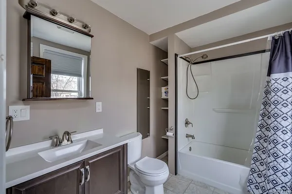 $250,000 | 11757 State Route, Chaumont, NY 13622