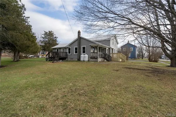 $250,000 | 11757 State Route, Chaumont, NY 13622