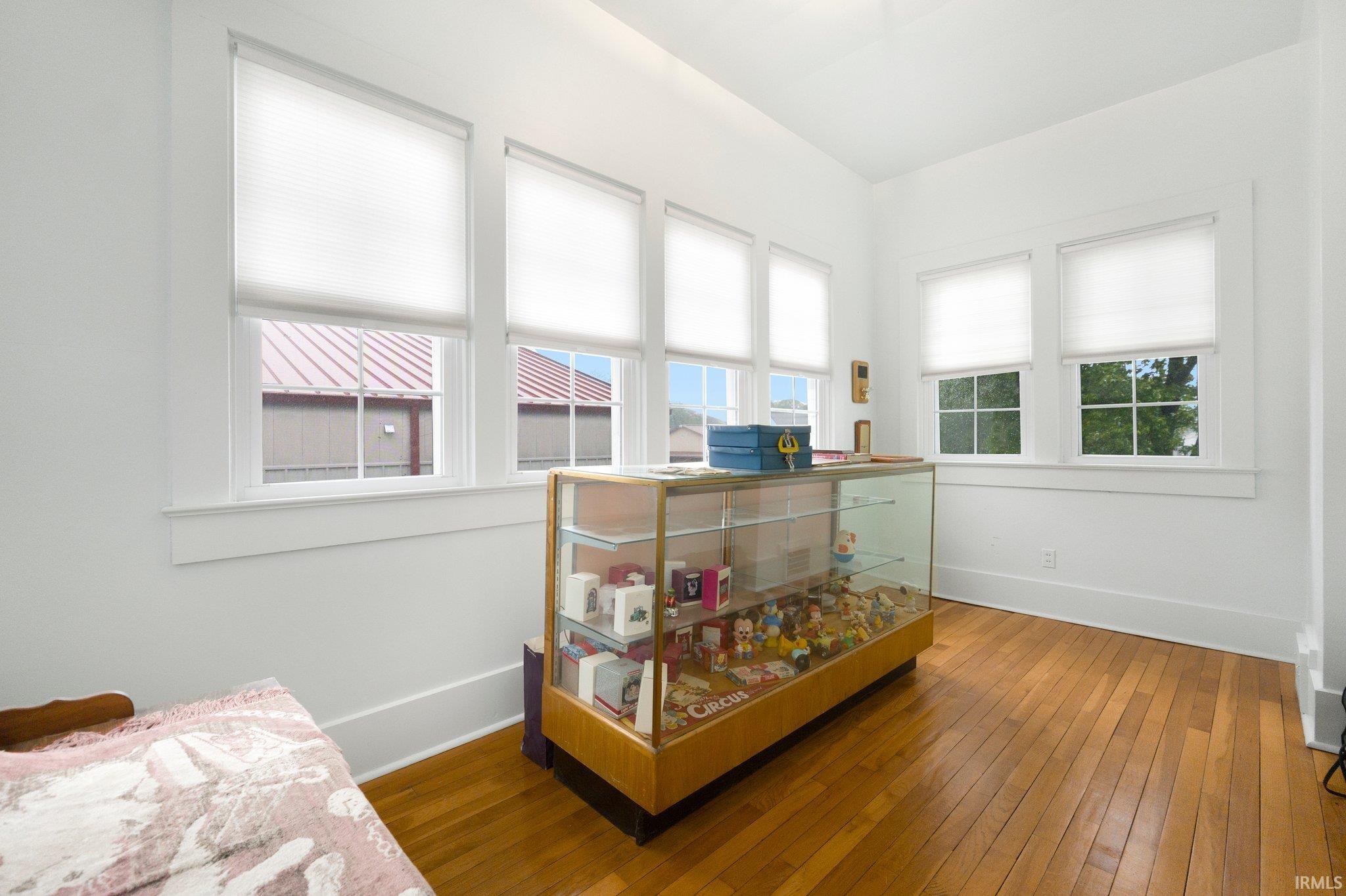 111 North State Street South Whitley, IN 46787 - Photo 24 of 35