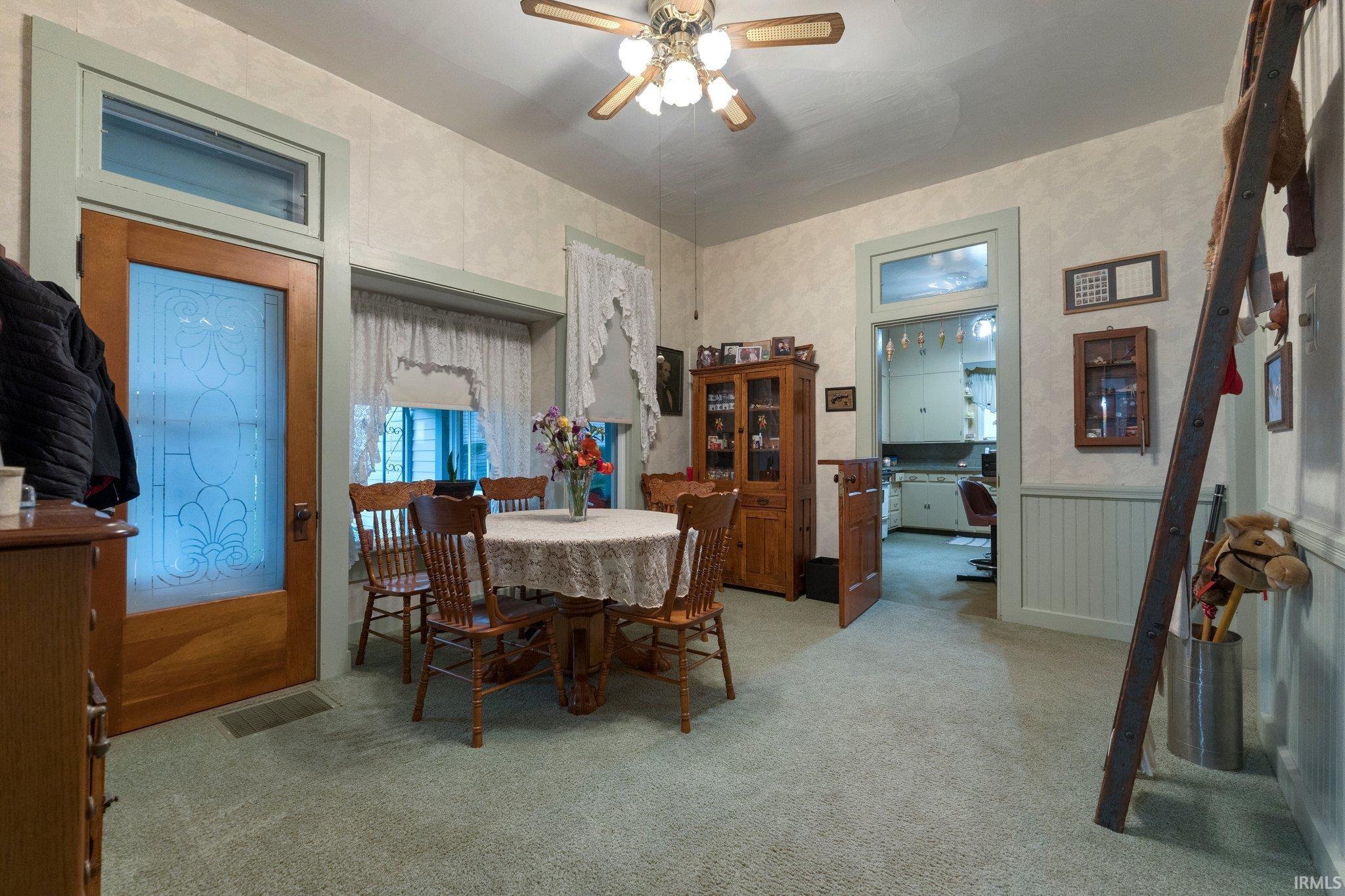 111 North State Street South Whitley, IN 46787 - Photo 9 of 35