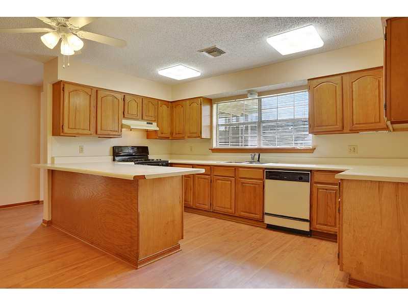 304 Wanda Street Luling, LA 70070 - Photo 4 of 11 Gallery Image 4