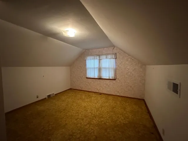 $179,900 | 917 North McKenzie Street, Luverne, MN 56156