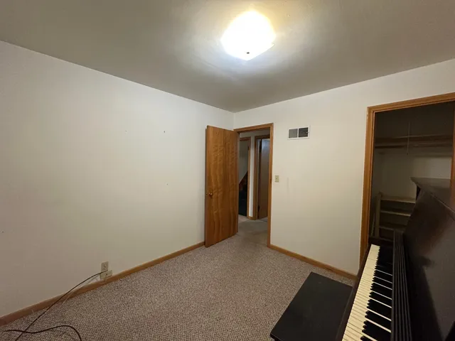 $179,900 | 917 North McKenzie Street, Luverne, MN 56156