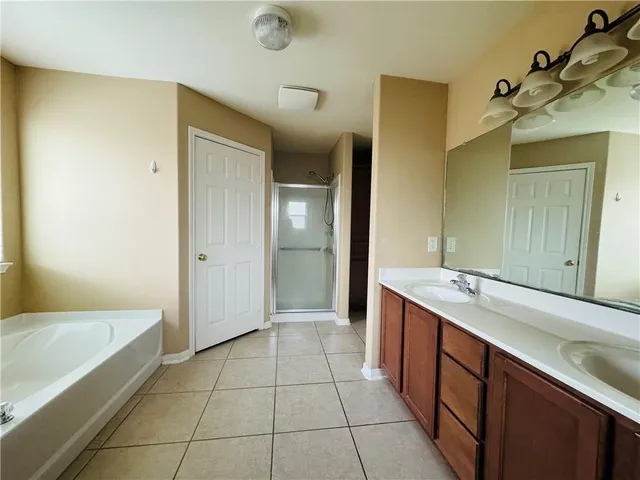 $2,800 | 7541 Exeter, Corpus Christi, TX 78414