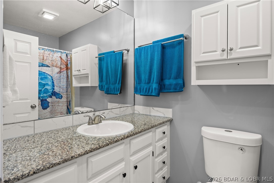 434 Cherokee Road Lake Ozark, MO 65049 - Photo 15 of 54