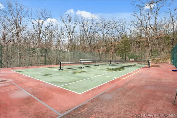 $529,900 | 434 Cherokee Road, Lake Ozark, MO 65049