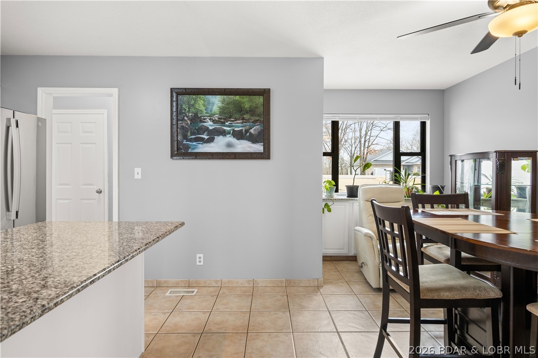 434 Cherokee Road Lake Ozark, MO 65049 - Photo 8 of 54