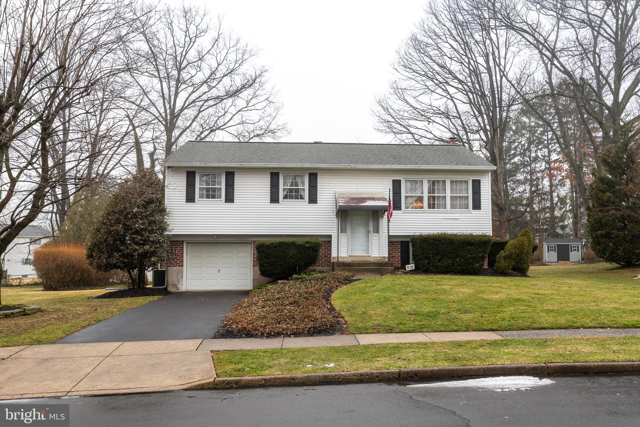 538 Parmentier Road Warminster, PA 18974 - Photo 1 of 27 Gallery Image 1