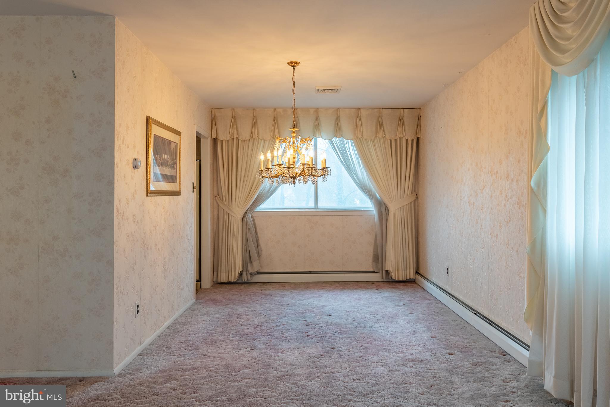 538 Parmentier Road Warminster, PA 18974 - Photo 8 of 27 Gallery Image 8
