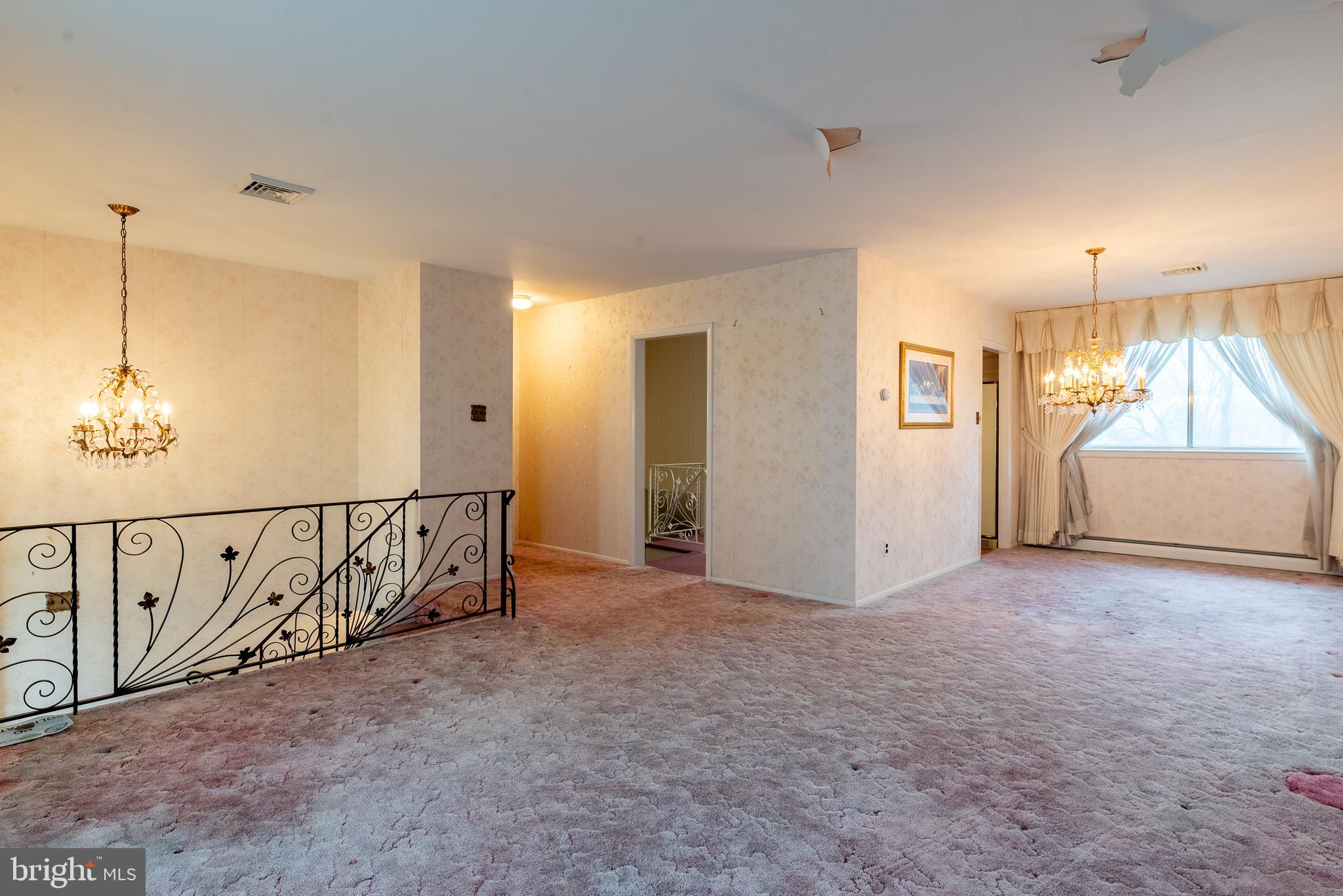 538 Parmentier Road Warminster, PA 18974 - Photo 9 of 27 Gallery Image 9