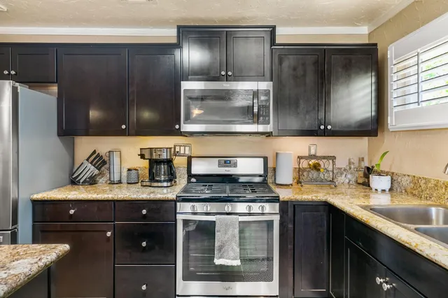 $1,395,000 | 1188 Fierro Drive, Ojai, CA 93023