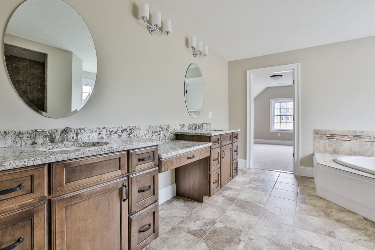29 Settlers Ridge Road Windham, NH 03087 - Photo 13 of 18