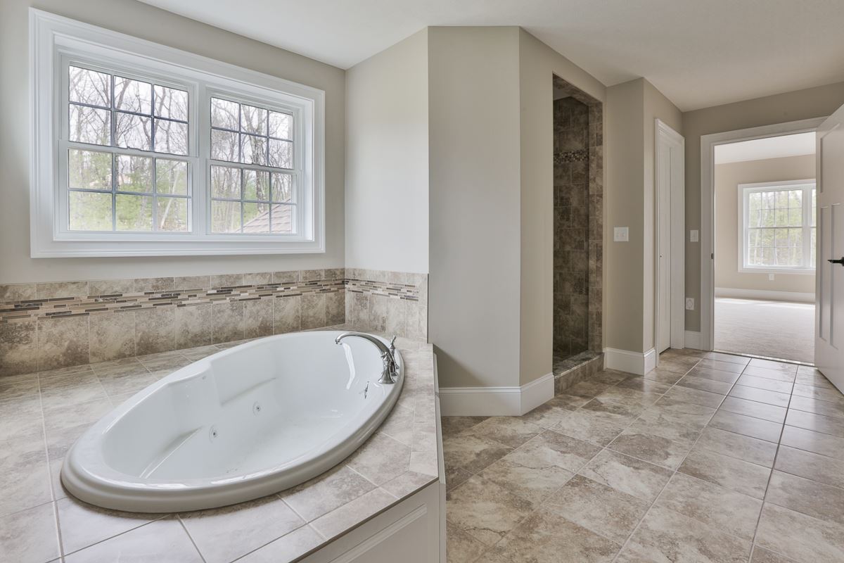 29 Settlers Ridge Road Windham, NH 03087 - Photo 14 of 18