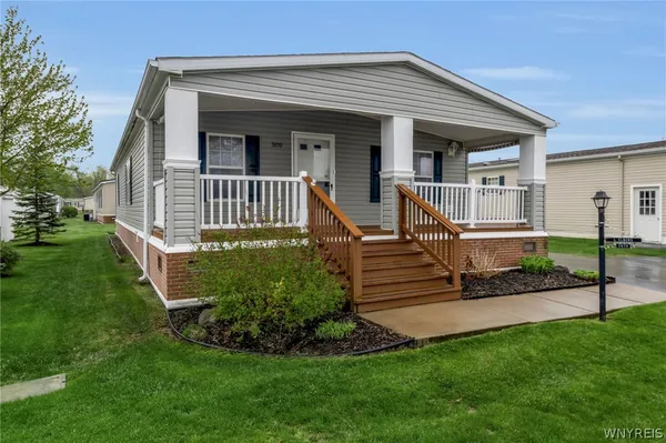$165,000 | 9899 Tobermory Avenue, Clarence, NY 14031