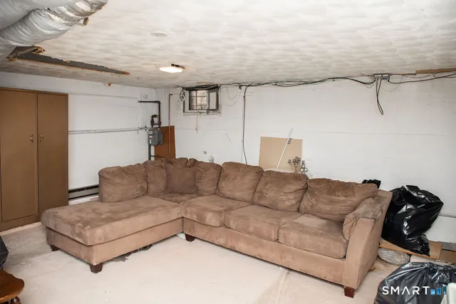 $200,000 | 66 Redding Street, Hartford, CT 06114