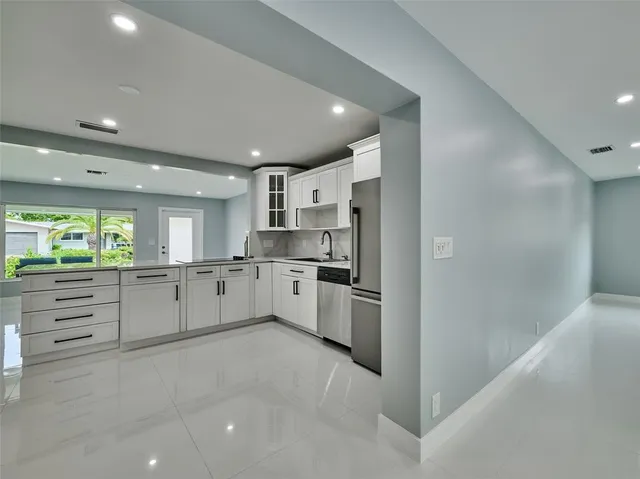 $579,000 | 440 Northwest 37th Street, Oakland Park, FL 33309