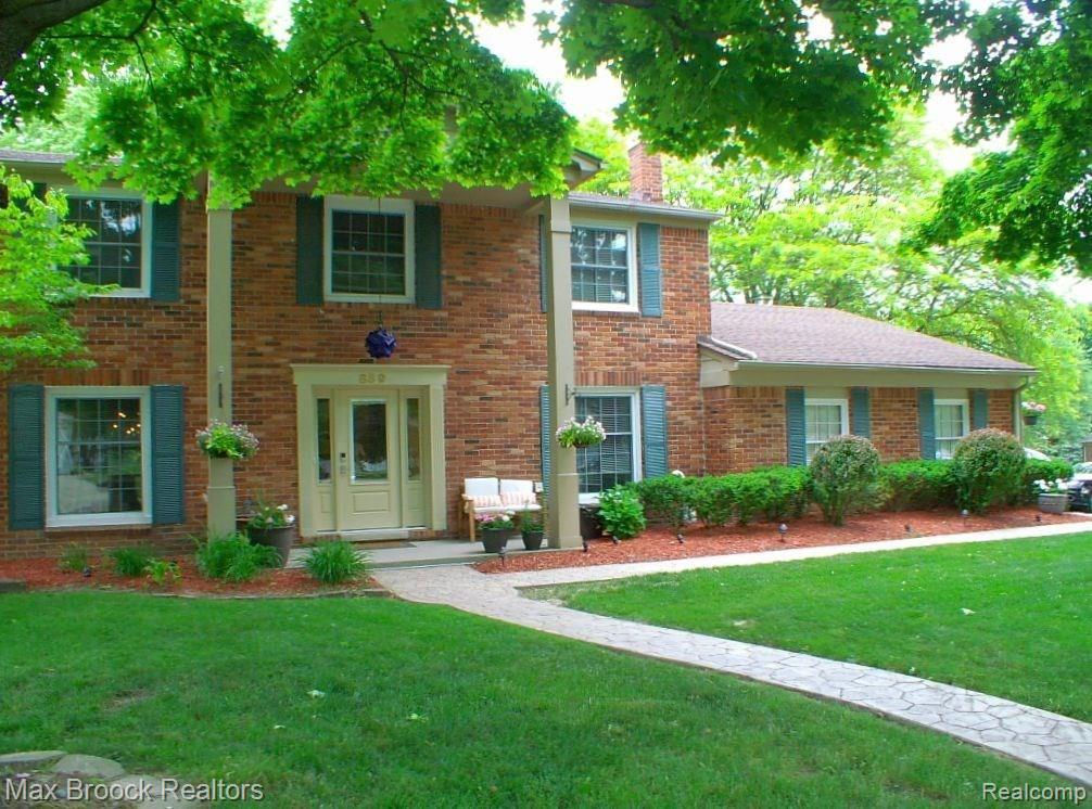 889 Spartan Drive Rochester Hills, MI 48309 - Photo 2 of 38