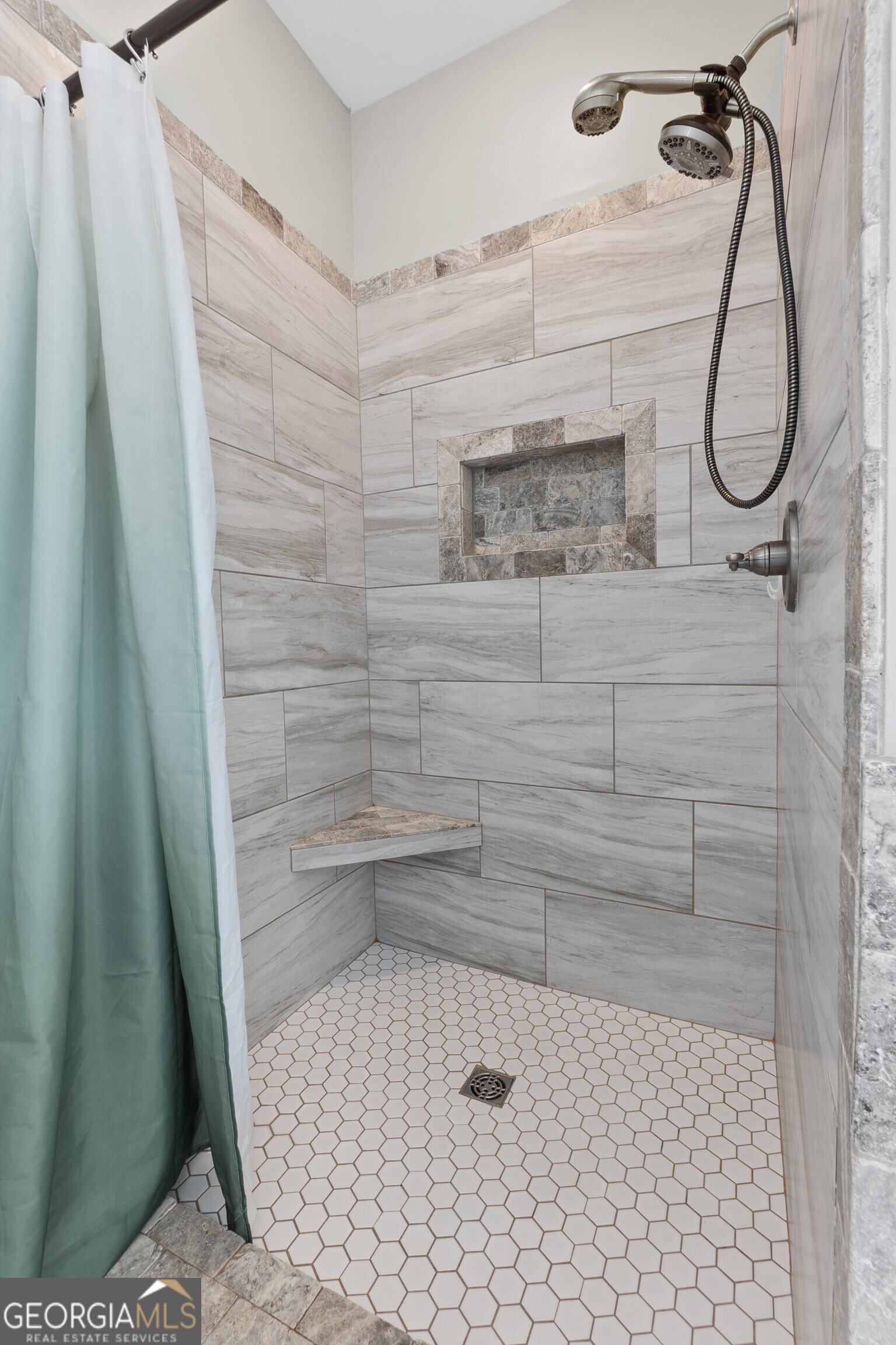 1101 Adirondac Way Bonaire, GA 31005 - Photo 20 of 31 a bathroom with a shower