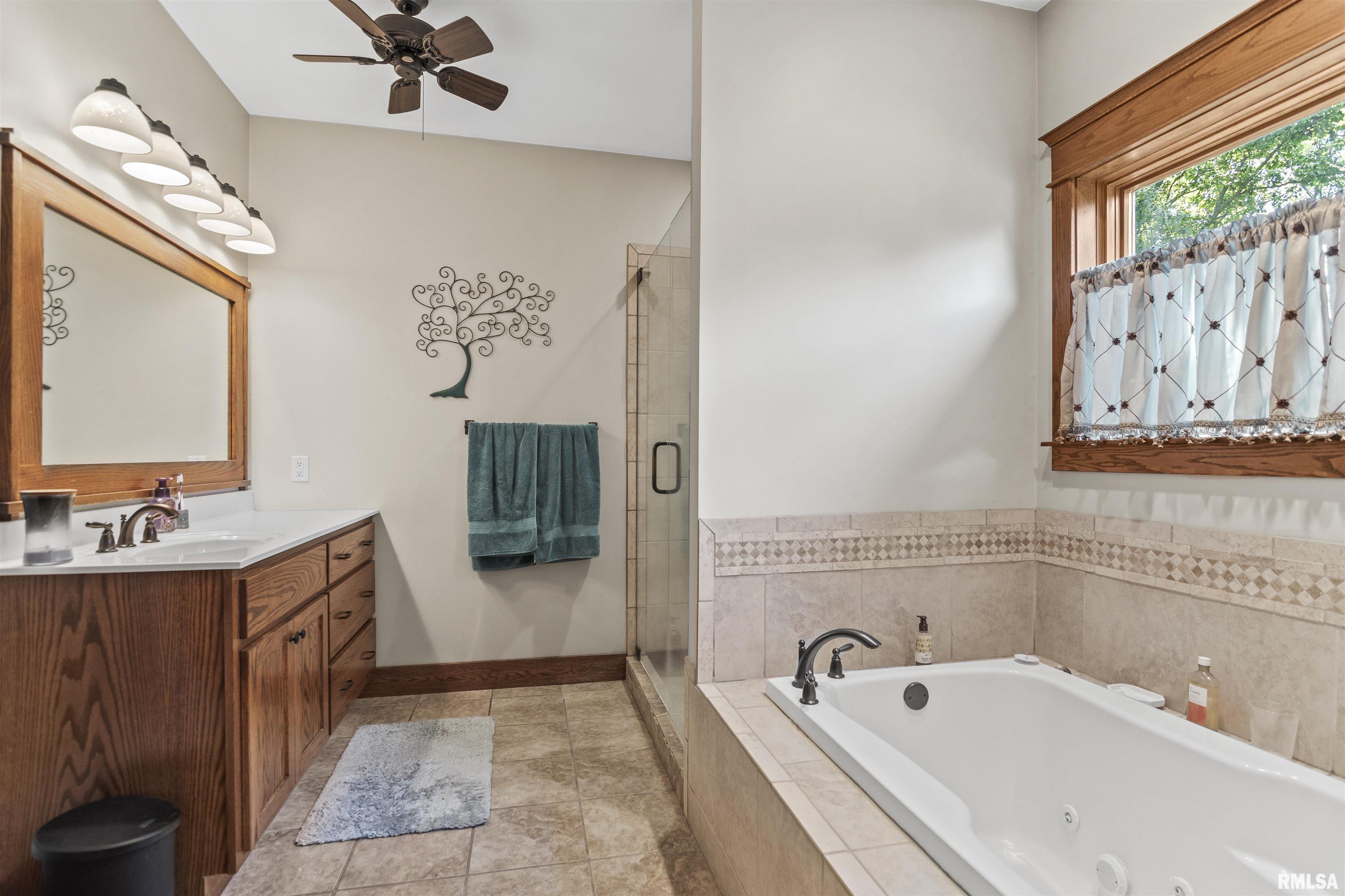 17579 Timber Ridge Lane Petersburg, IL 62675 - Photo 27 of 55 Gallery Image 27