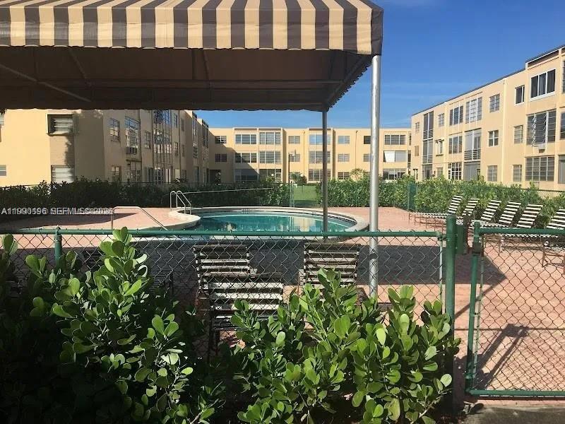 200 Berkley Road, Unit 123 Hollywood, FL 33024 - Photo 17 of 42