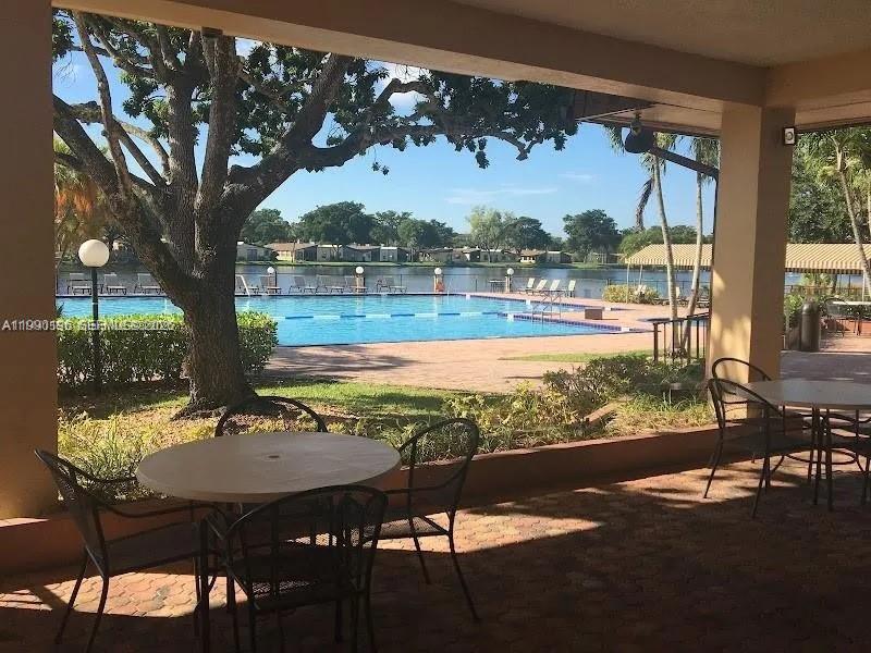 200 Berkley Road, Unit 123 Hollywood, FL 33024 - Photo 3 of 42