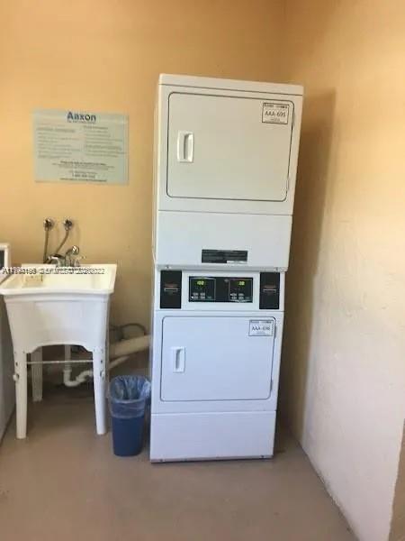 200 Berkley Road, Unit 123 Hollywood, FL 33024 - Photo 34 of 42