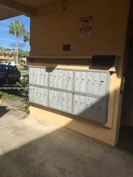 200 Berkley Road, Unit 123 Hollywood, FL 33024 - Photo 37 of 42