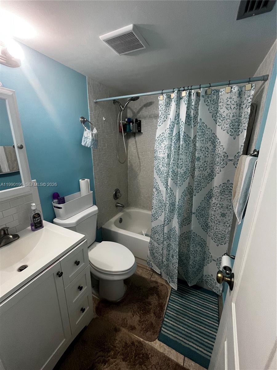 200 Berkley Road, Unit 123 Hollywood, FL 33024 - Photo 40 of 42