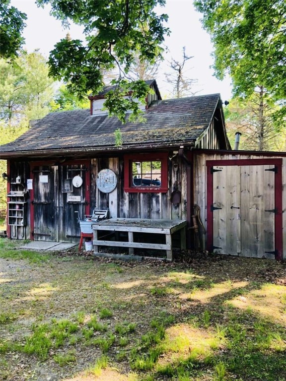 296 Fairgrounds Road South Kingstown, RI 02892 - Photo 3 of 11 Gallery Image 3