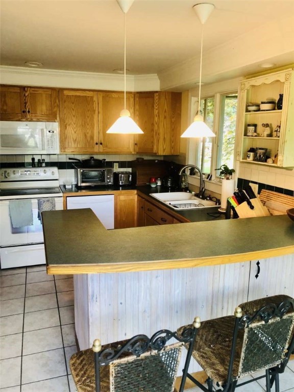 296 Fairgrounds Road South Kingstown, RI 02892 - Photo 10 of 11 Gallery Image 10