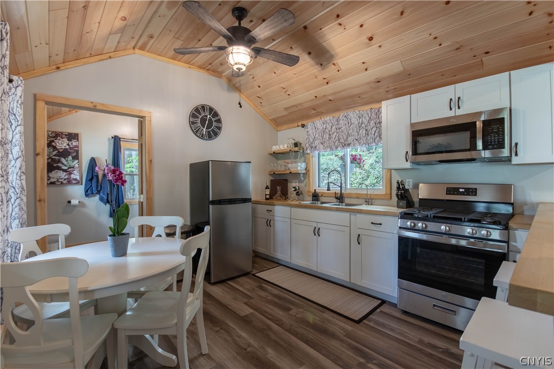 3006 Lighthouse Loop Forestport, NY 13338 - Photo 8 of 41