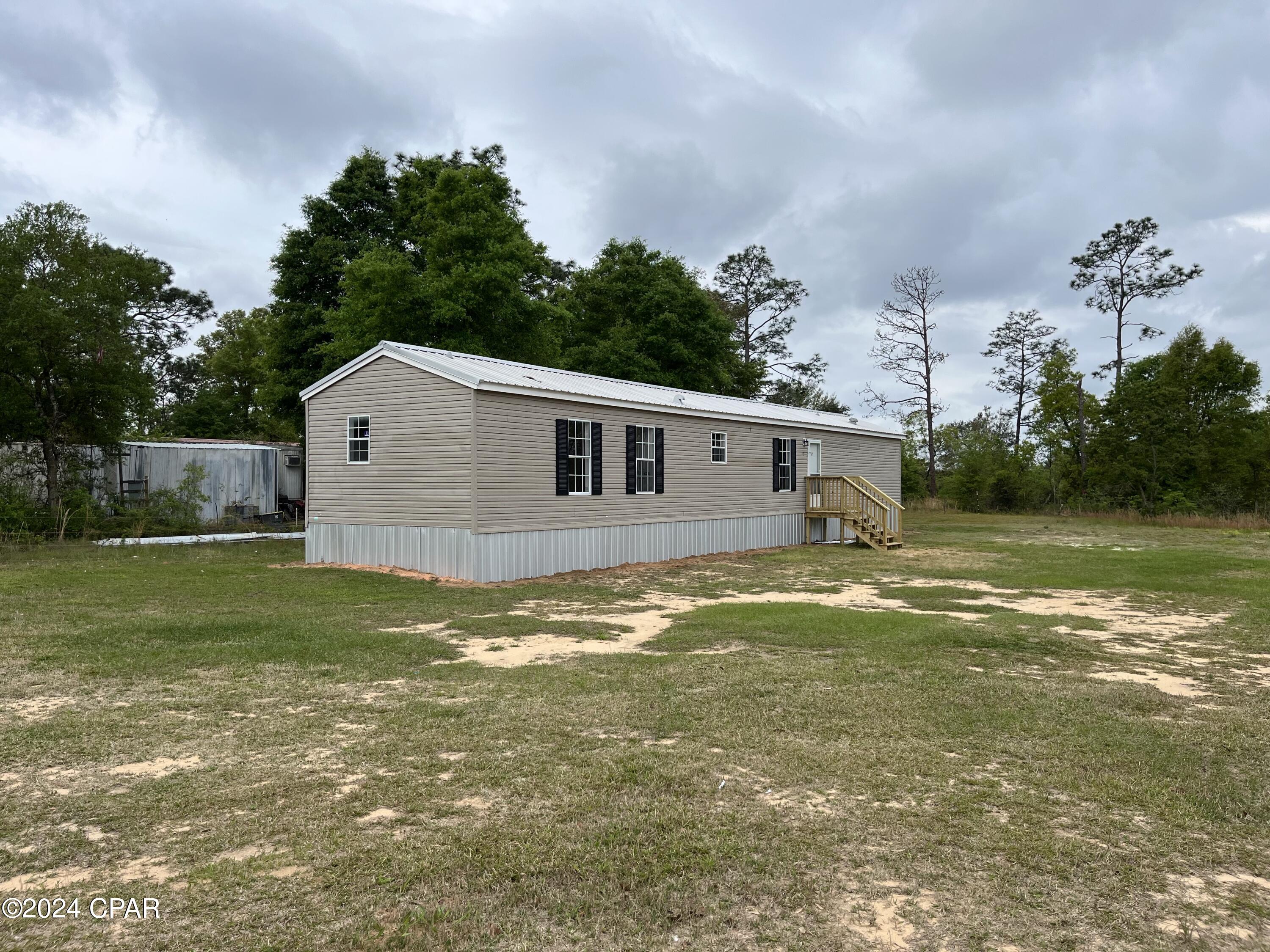 3752 Holly Hills Road Chipley, FL 32428 - Photo 2 of 18 Gallery Image 2