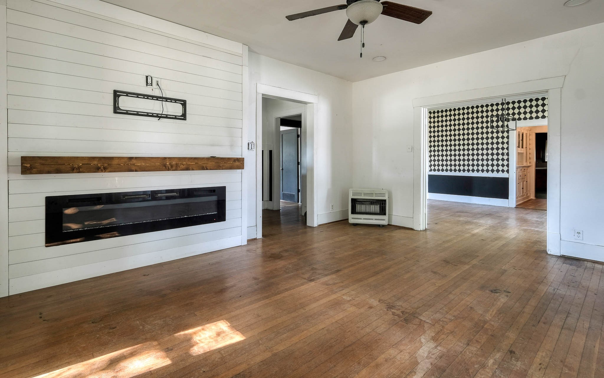 1203 Penick Road Waller, TX 77484 - Photo 9 of 40