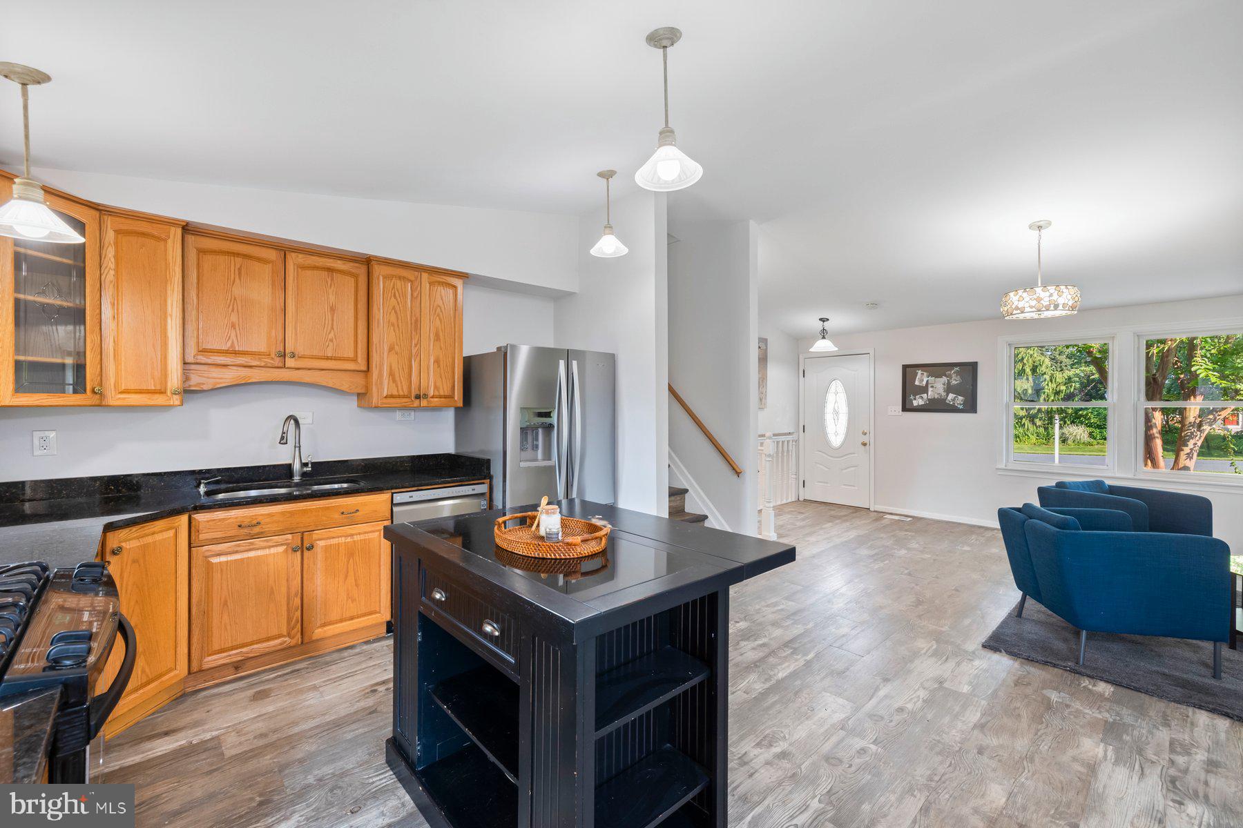 17528 Collier Circle Poolesville, MD 20837 - Photo 14 of 43