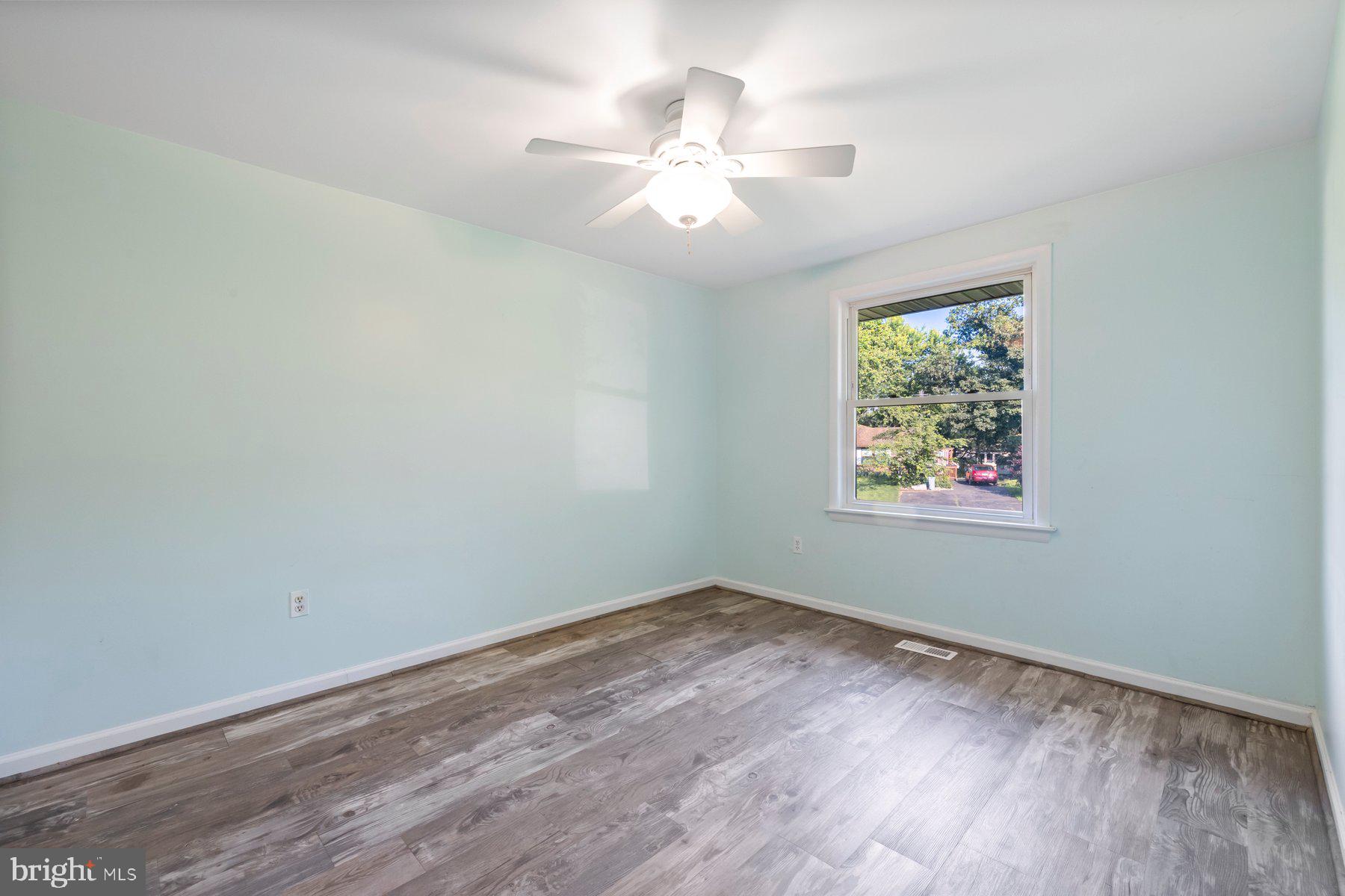 17528 Collier Circle Poolesville, MD 20837 - Photo 30 of 43 Bedroom 4