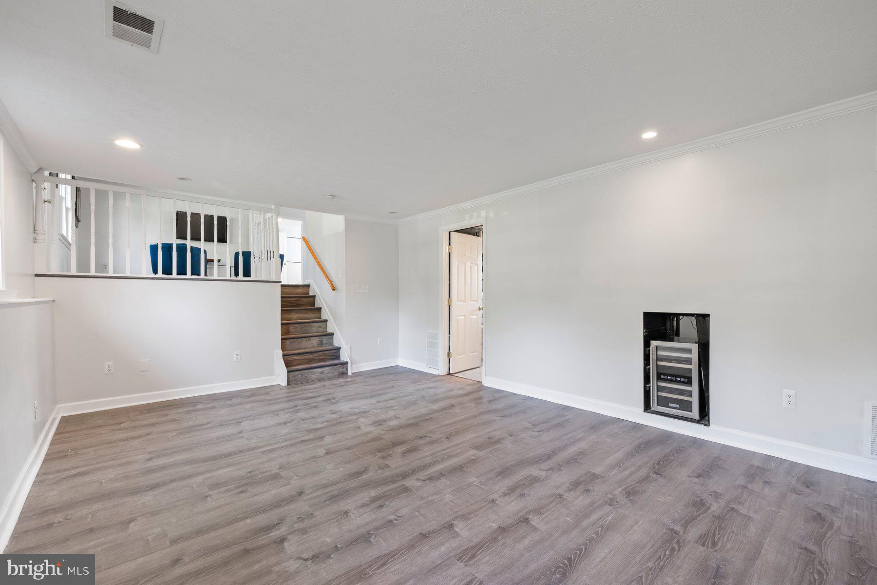 17528 Collier Circle Poolesville, MD 20837 - Photo 34 of 43 Family Room