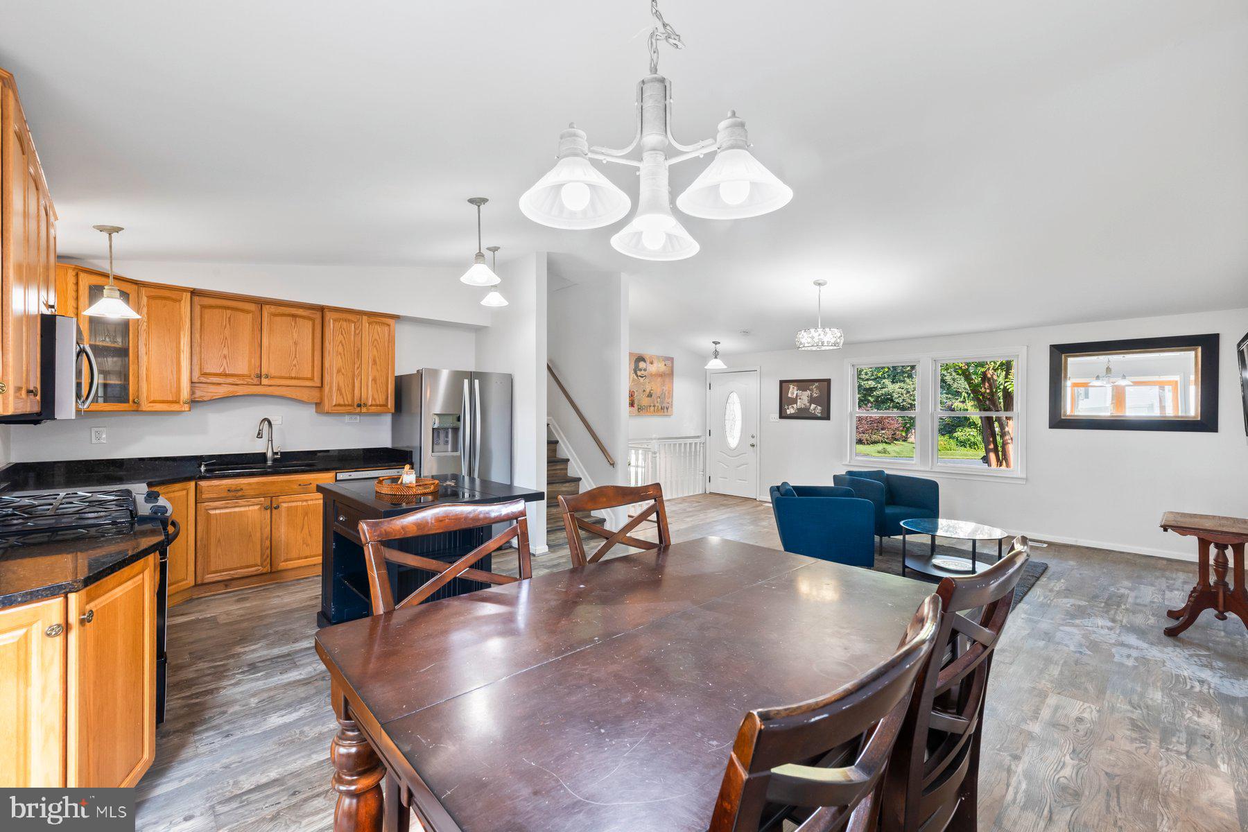 17528 Collier Circle Poolesville, MD 20837 - Photo 10 of 43