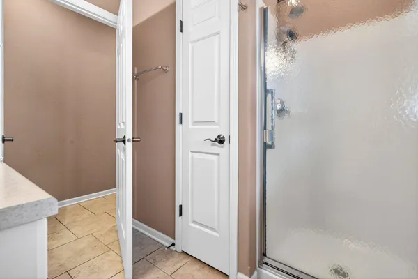 $674,900 | 325 Stratford Lane, Appleton, WI 54913