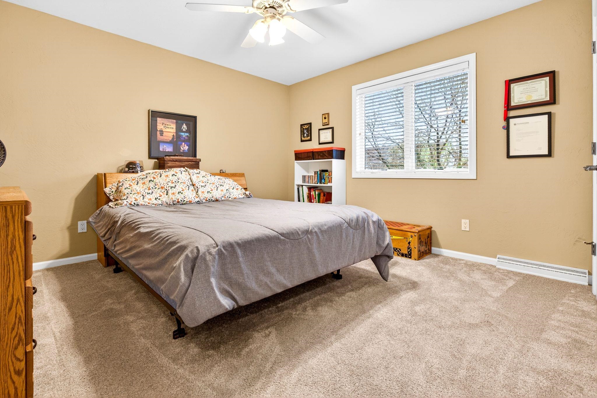 325 Stratford Lane Appleton, WI 54913 - Photo 37 of 58