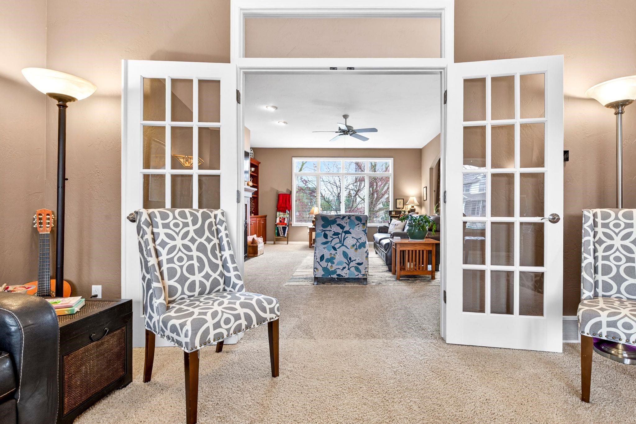 325 Stratford Lane Appleton, WI 54913 - Photo 6 of 58