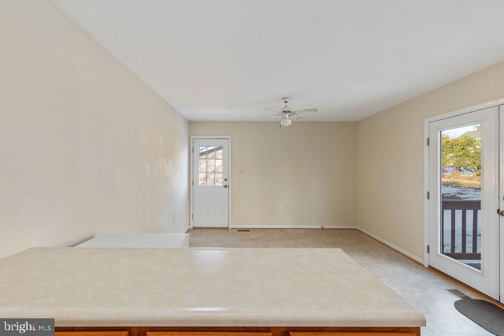581 Rider Court Charles Town, WV 25414 - Photo 6 of 22
