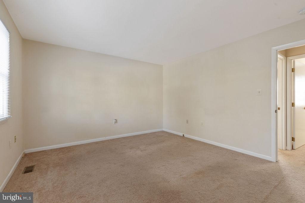 581 Rider Court Charles Town, WV 25414 - Photo 8 of 22