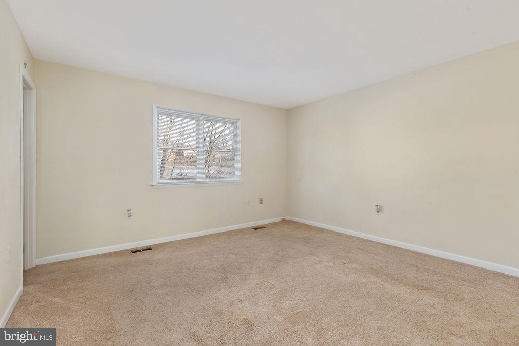 581 Rider Court Charles Town, WV 25414 - Photo 9 of 22