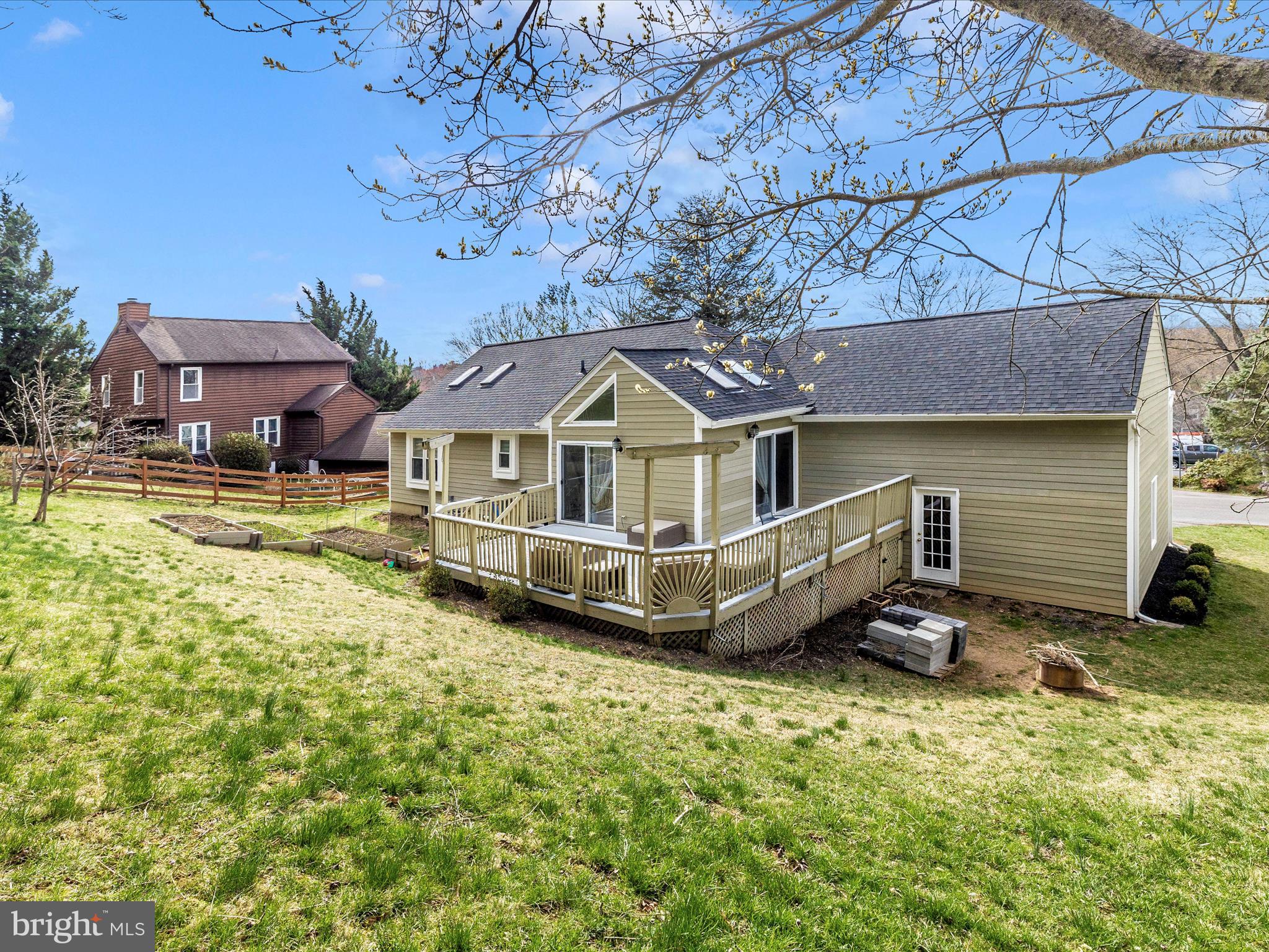 6597 Edgewood Road New Market, MD 21774 - Photo 46 of 98 Exterior Back
