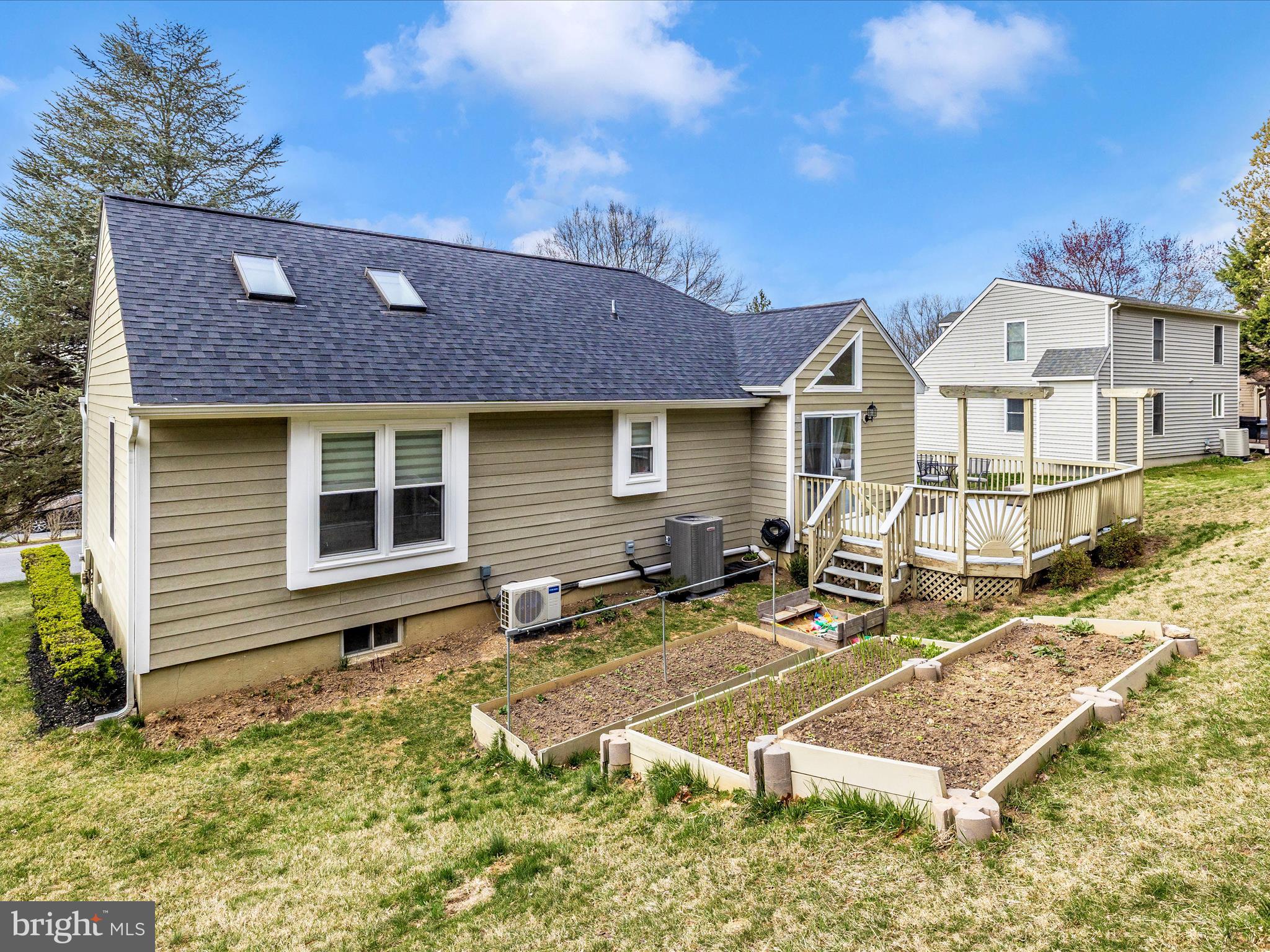 6597 Edgewood Road New Market, MD 21774 - Photo 51 of 98 Exterior Back